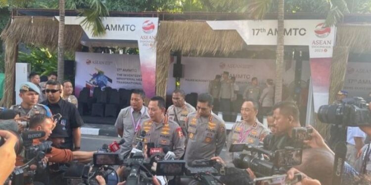 Indonesia Hosts the 17th AMMTC Meeting which was Held in Labuan Bajo, This is the Public’s Response