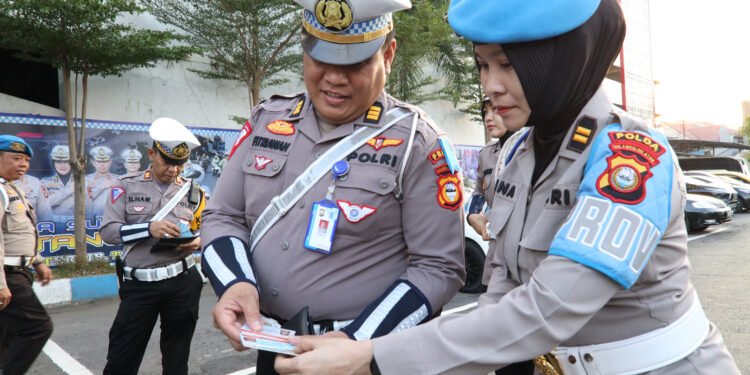 Dukung Pelaksanaan Operasi Zebra Pallawa 2023 Bid Propam Polda Sulsel Gelar Penertiban Internal