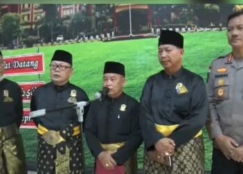 Lembaga Adat Melayu Kepri Minta Semua Pihak Tahan Diri & Jangan Memprovokasi ! Beri Kesempatan Kedua Pihak Bermusyawarah secara Damai soal Rempang