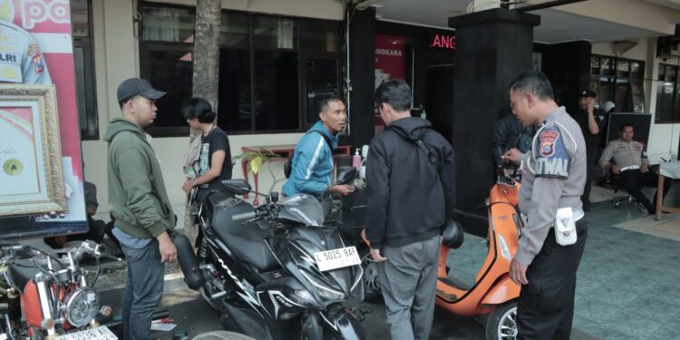 Polresta Malang Kota Mengembalikan Ratusan Motor Hasil Operasi Balap Liar dan Knalpot Brong ke Pemiliknya