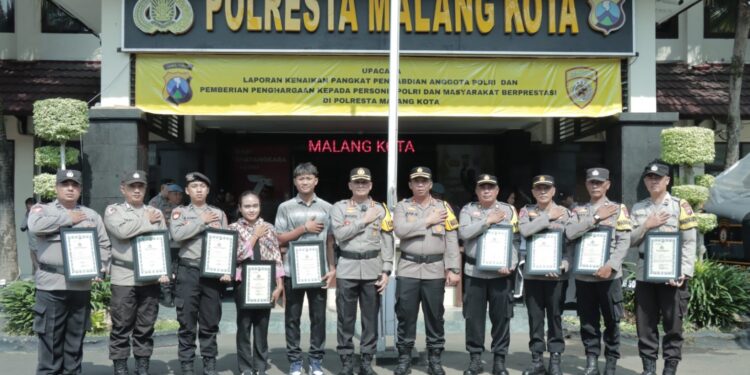 Kapolresta Malang Kota Apresiasi Dedikasi Pak Bhabin Intens Latih Kamtibmas ke Ormas