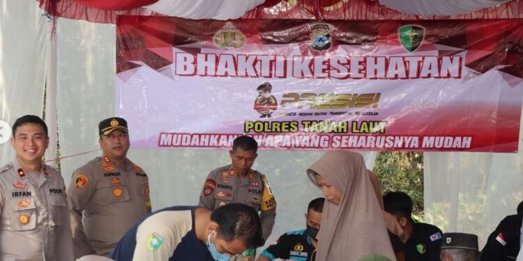 Peduli Terhadap Warga, Polres Tanah Laut Rutin Gelar Bakti Kesehatan