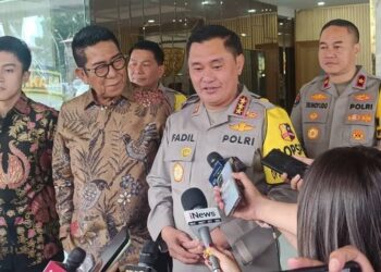 Temui Kabaharkam, Henry Yoso Klarifikasi Ucapannya soal Kapolri Dukung Paslon