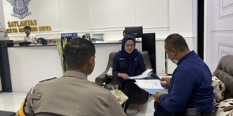 Tingkatkan Pelayanan Nyaman Bagi Masyarakat, Satlantas Polresta Malang Resmikan BPKB Cafe