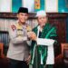 Kapolda Sulsel Andi Rian Djajadi Sowan ke Ulama Kharismatik Puang Makka