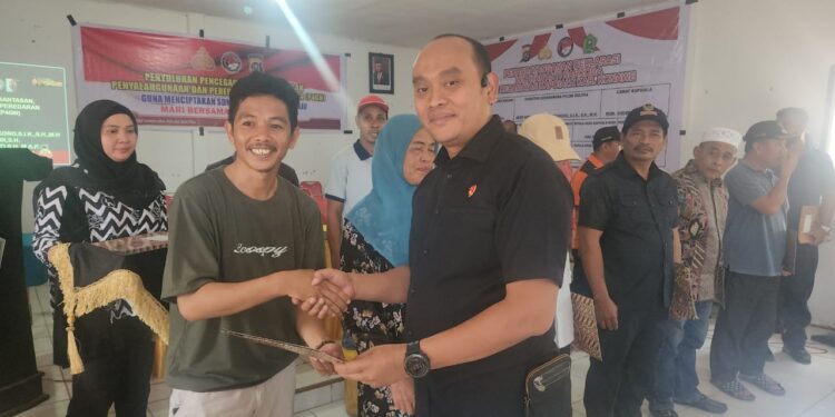 DIT NARKOBA POLDA SULTRA LAKSANAKAN GIAT PENYULUHAN TENTANG BAHAYA NARKOBA DAN DEKLARASI ANTI NARKOBA