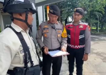 Wujudkan Mudik Ceria Penuh Makna Polisi di Kota Malang Rutin Patroli Rumah Kosong