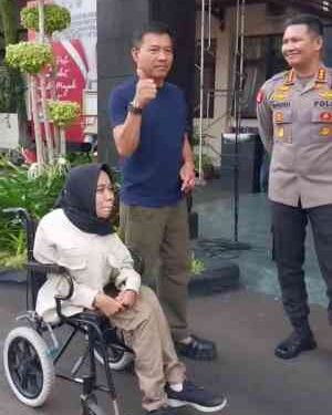 Kombes Pol Budi Hermanto: Dorong Inklusi: Staf Disabilitas Diperkenalkan kepada Para Tokoh dan Relasi Publik