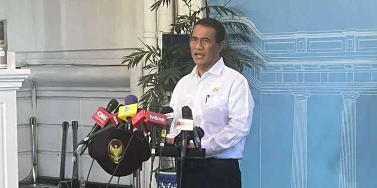 Menteri Amran dan Bahlil sebut anggota Polri aktif di kementerian sangat membantu