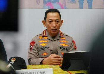 Ikuti Arahan Presiden, Kapolri Kerahkan Bantuan ke Wilayah Terisolir Bencana Sumatera