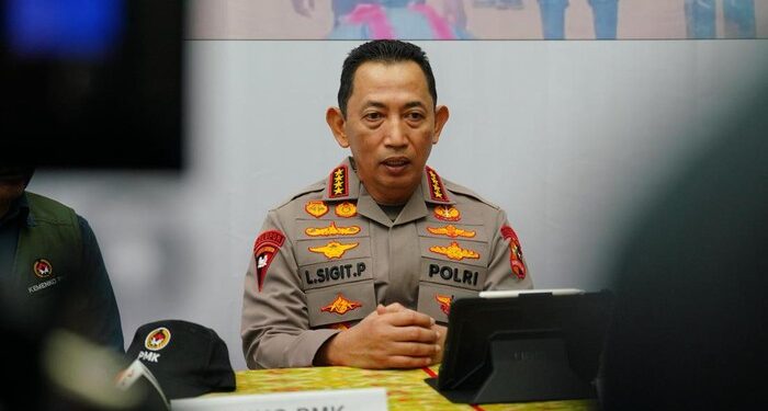 Ikuti Arahan Presiden, Kapolri Kerahkan Bantuan ke Wilayah Terisolir Bencana Sumatera