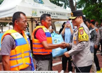 Kapolda Metro Gandeng 1.000 Nelayan ‘Jaga Laut Jakarta’ Hingga Pecahkan Rekor MURI