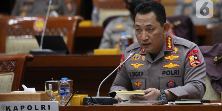 Blogger Polri : Kapolri Tegas Tolak Polri di Bawah Kemendagri: Saya Dicopot Saja, Lebih Baik Jadi Petani