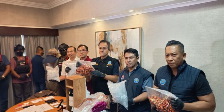 Blogger Polri  : BNN Bongkar Produksi Narkotika Cair Modus Vape di Apartemen Jaksel