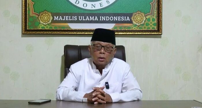 Blogger Media : Ketum Majelis Ulama Indonesia (MUI) Dukung Polri di Bawah Presiden